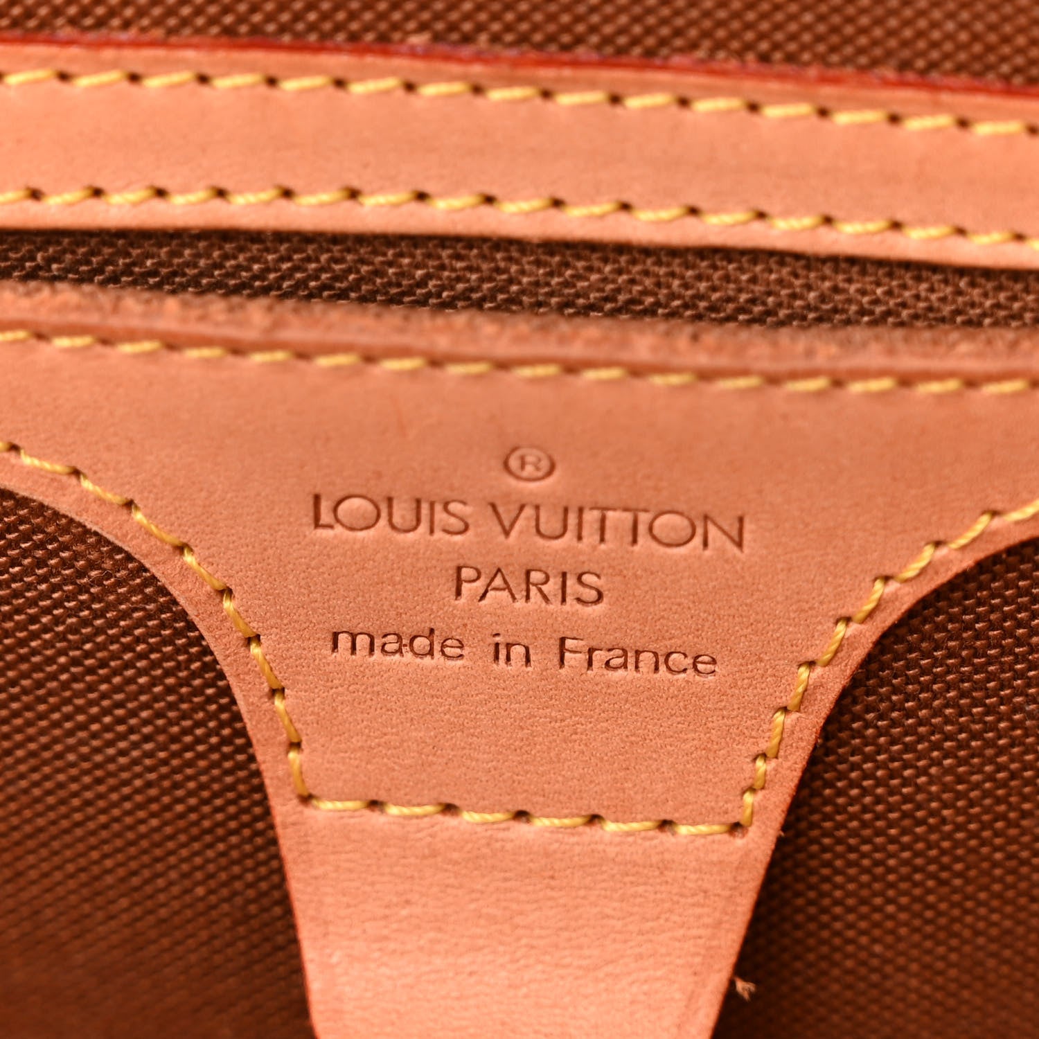 Louis Vuitton Monogram Ellipse MM 6 of 9