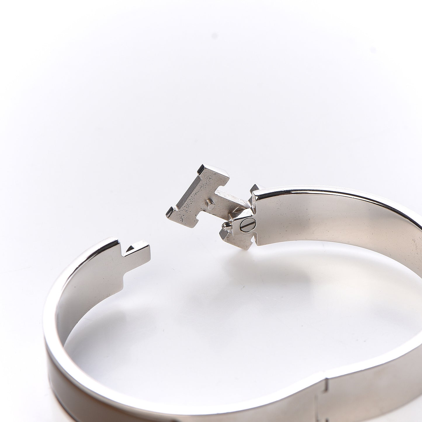 Enamel Narrow Clic Clac H Bracelet PM Cachou