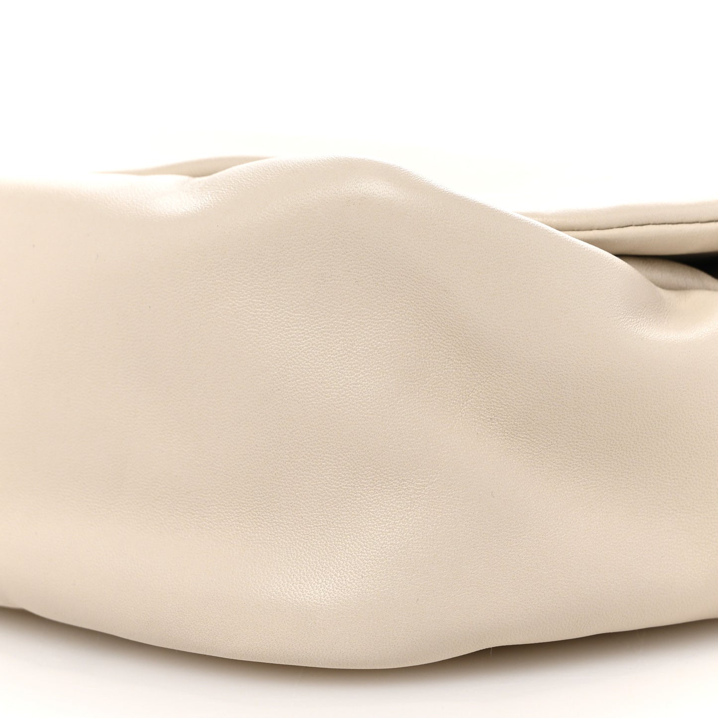 Lambskin Matelasse Monogram Small Jamie 4.3 Crema Soft
