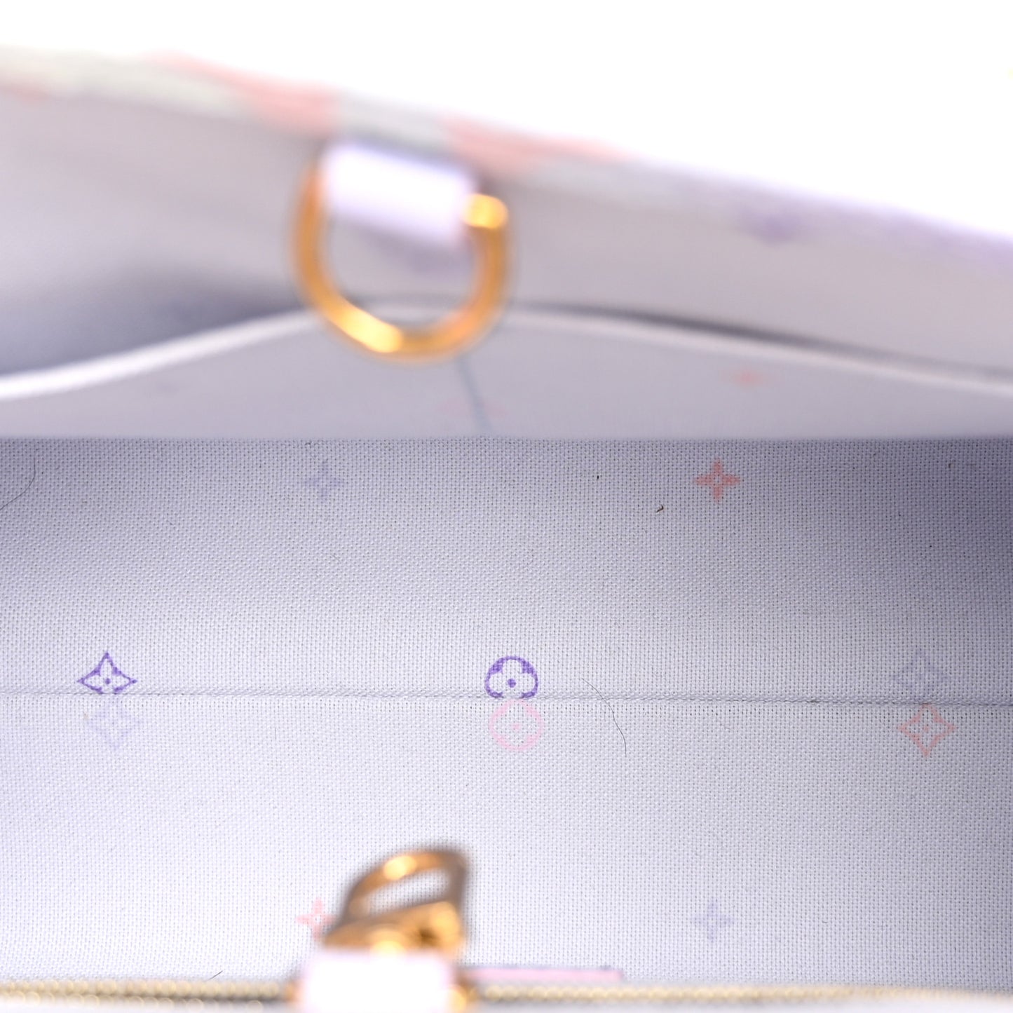 Monogram Giant Spring In The City Onthego PM Sunrise Pastel