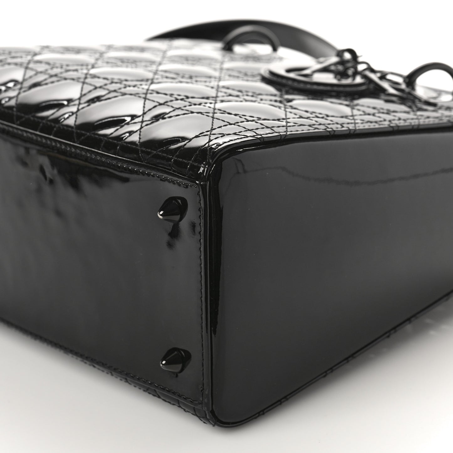 Ultraglossy Patent Cannage Medium Lady Dior Black