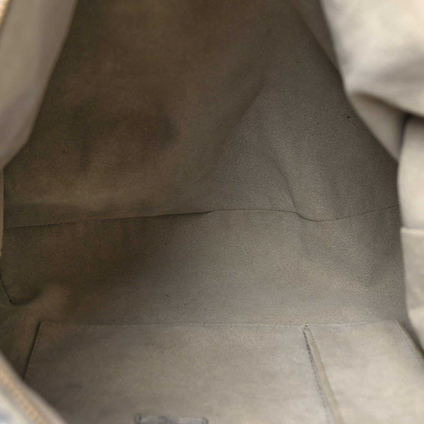 Lambskin Olympe Nimbus GM Gris Perle