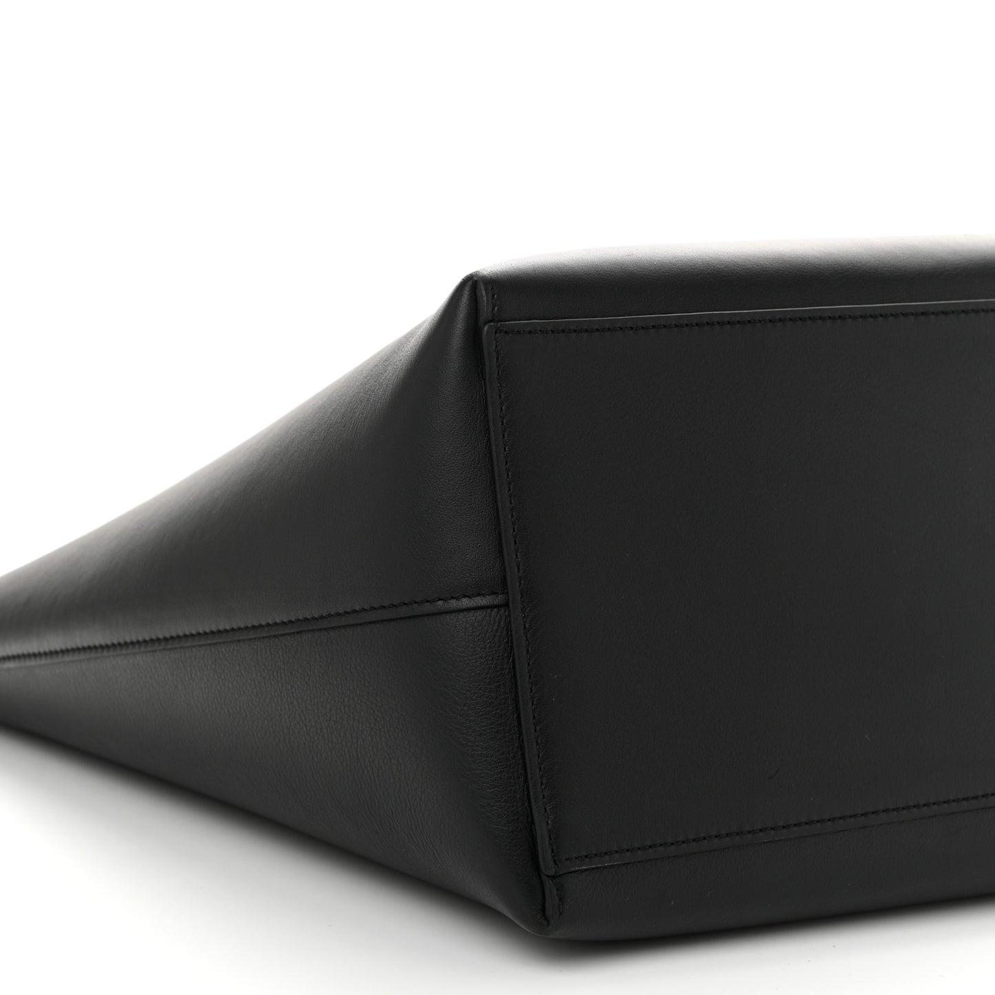 Canvas Calfskin Medium Anagram Tote Black