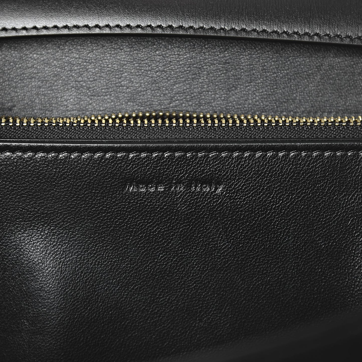 Box Calfskin Medium Classic Box Flap Bag Black
