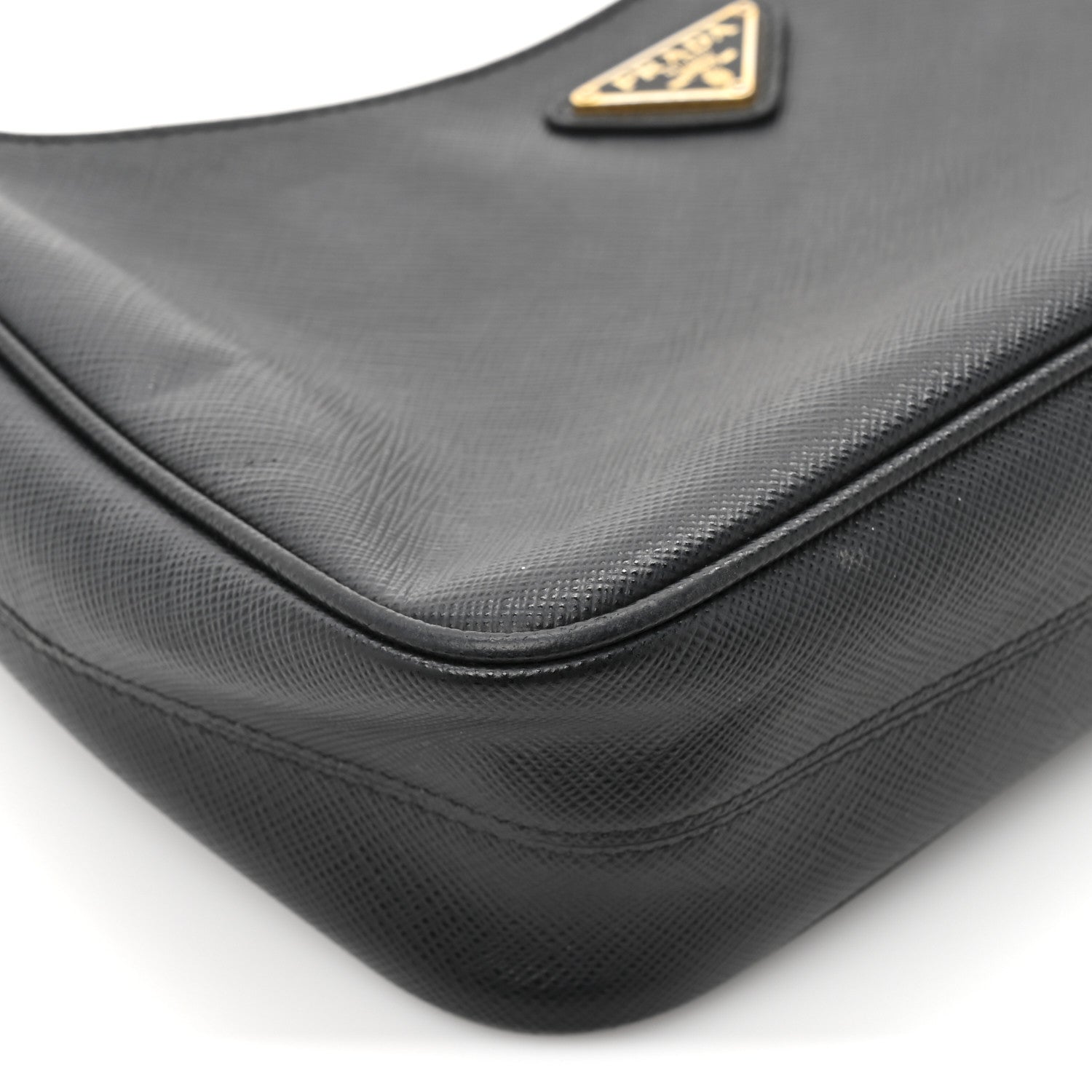 Prada Saffiano Lux Re-Edition 2005 Shoulder Bag Black 24 of 31