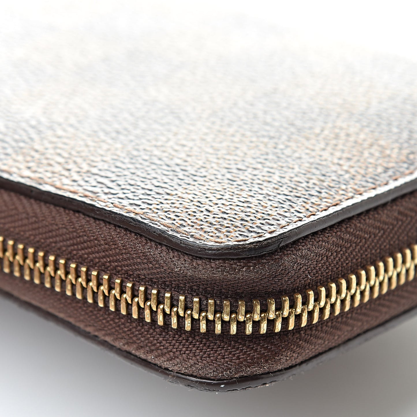 Damier Ebene Zippy Wallet