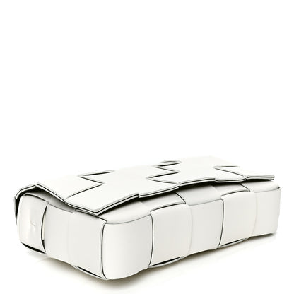 Bottega Veneta Lambskin Maxi Intrecciato Cassette Crossbody Bag White 3 of 4