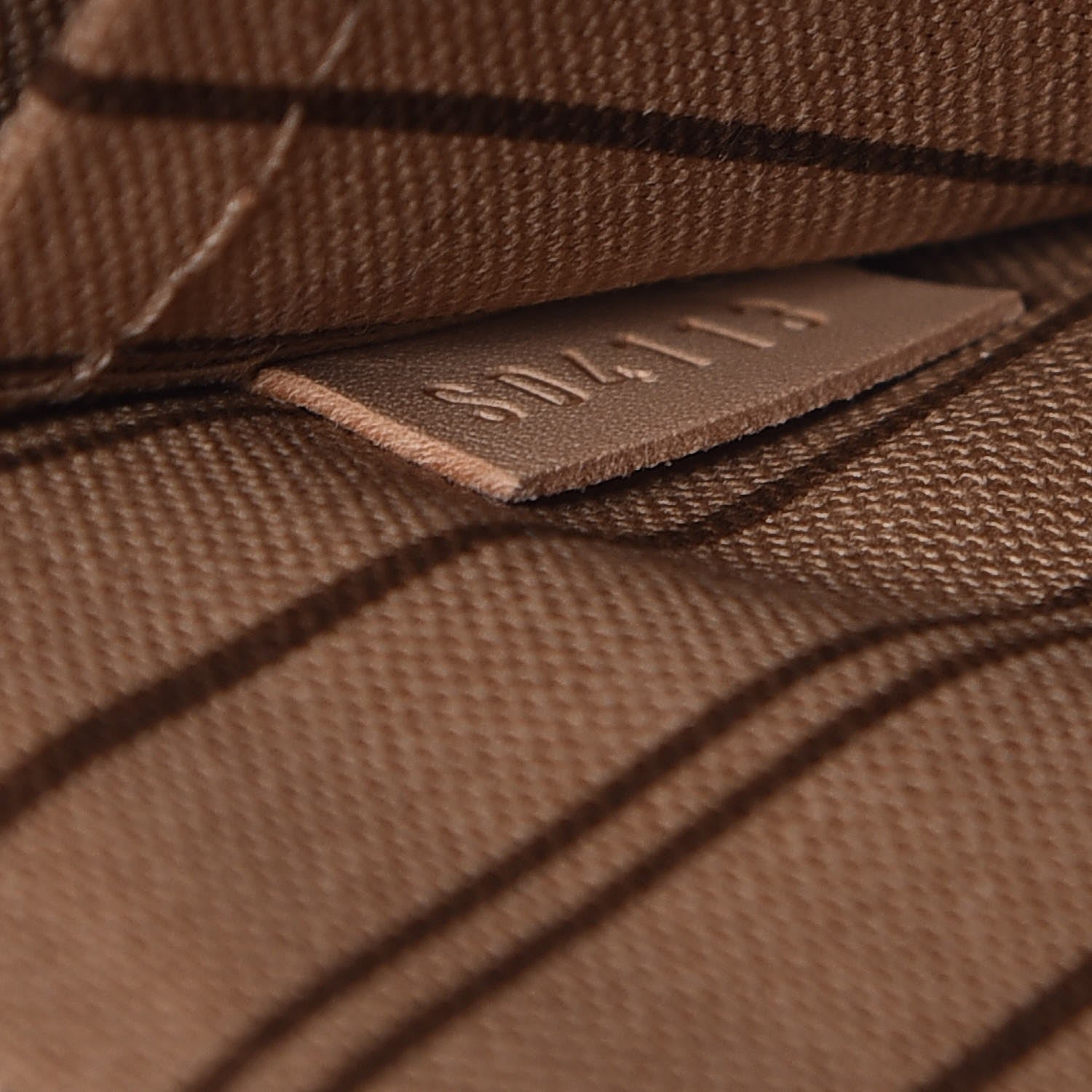 Louis Vuitton Monogram Neverfull MM GM Pochette 8 of 8