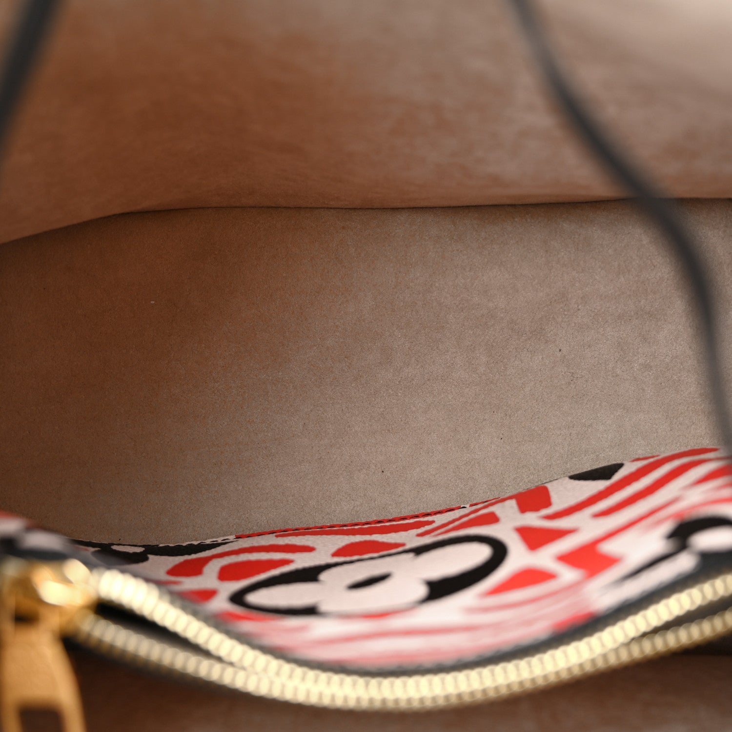 Louis Vuitton Monogram Giant Crafty NeoNoe MM Creme Rouge Black 5 of 9