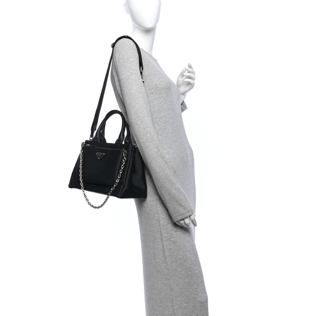 Tessuto Nylon Nappa Zip Pocket Chain Tote Black