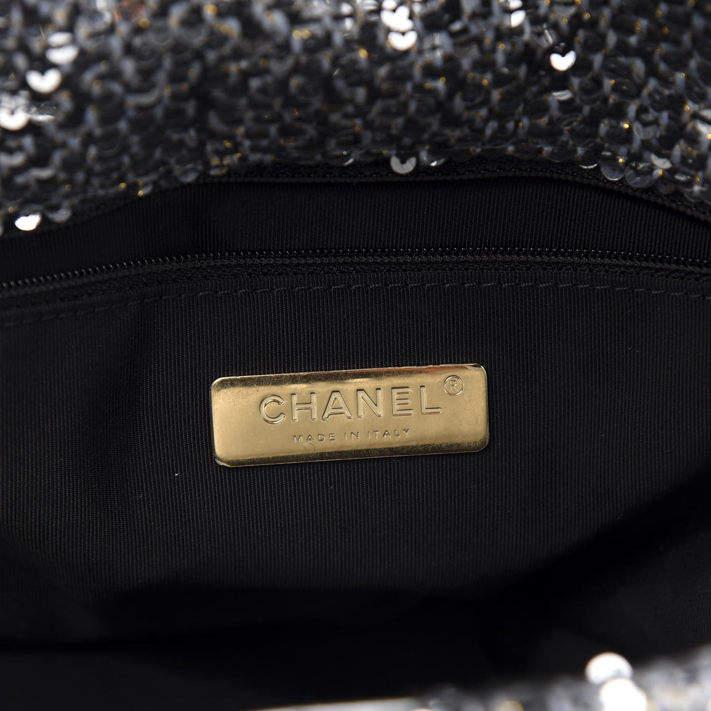 Sequin Quilted Medium 19 Flap Silver