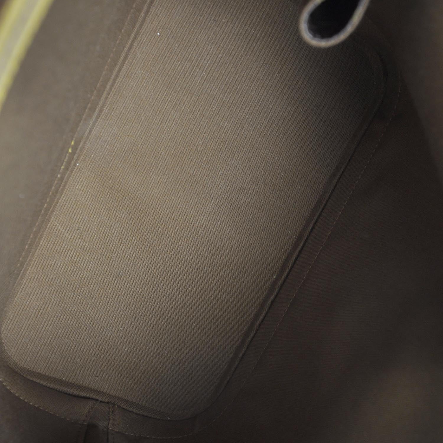 Louis Vuitton Monogram Alma 6 of 8