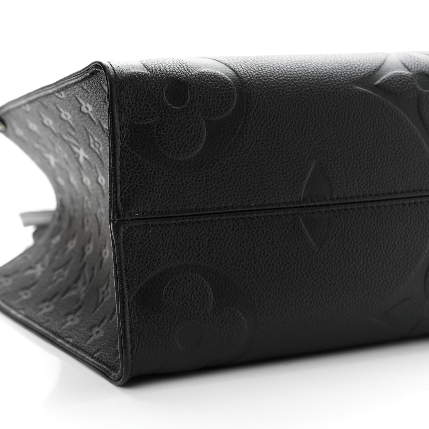 Empreinte Monogram Giant Onthego MM Black