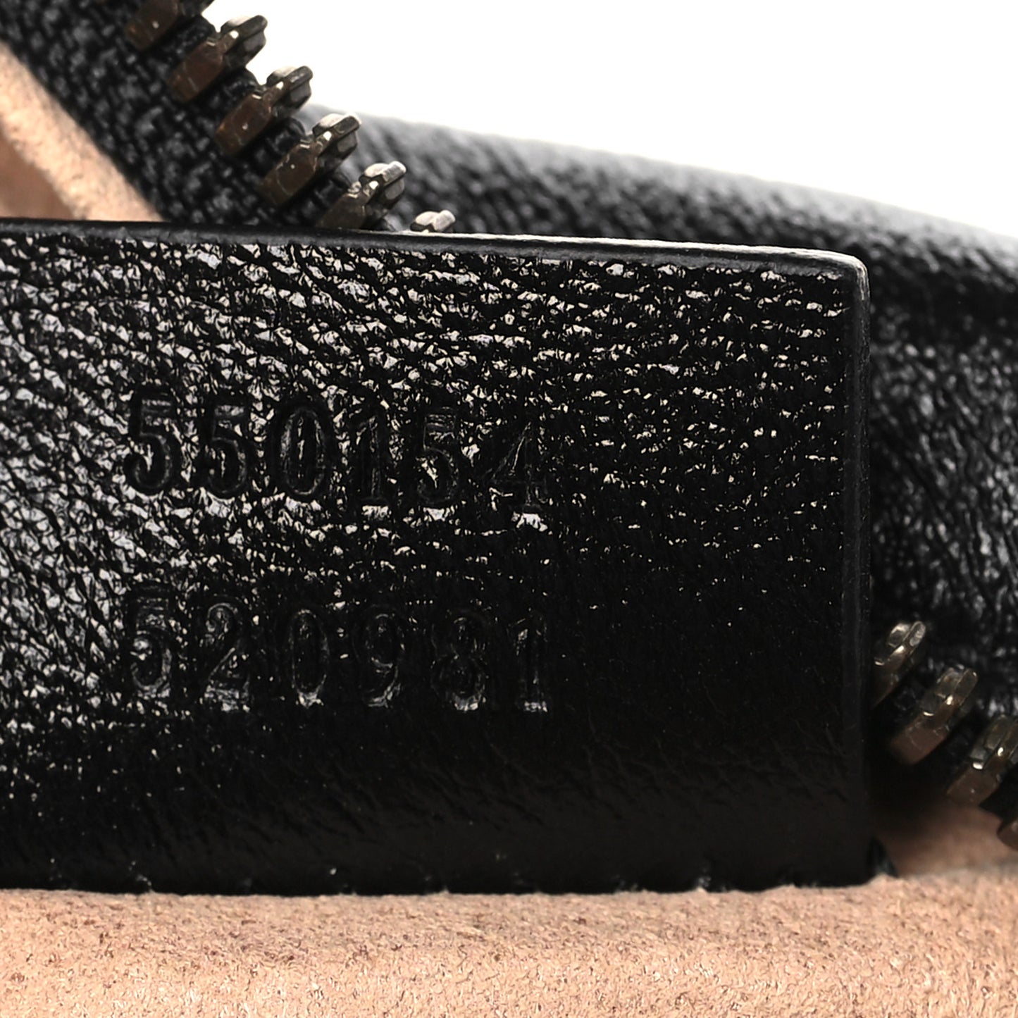 Azalea Calfskin Matelasse Heart Mini GG Marmont Round Shoulder Bag Black