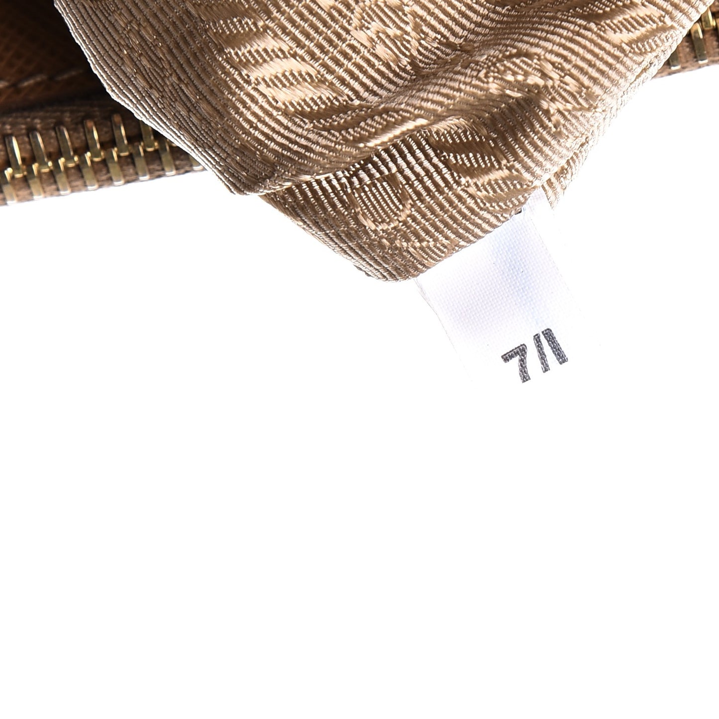 Saffiano Medium Galleria Double Zip Tote Caramel