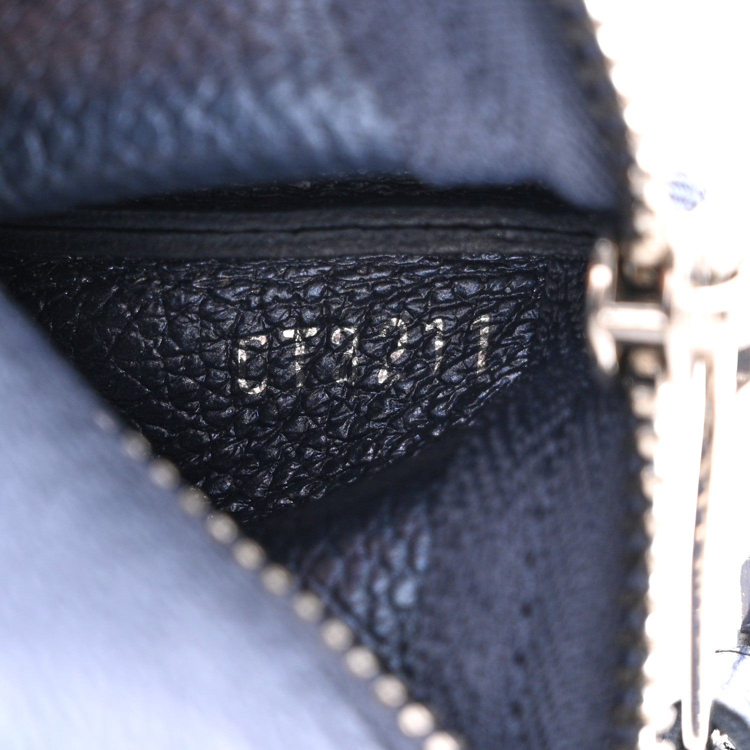 Louis Vuitton Metallic Empreinte Monogram Giant Key Pouch Navy Nacre 7 of 8