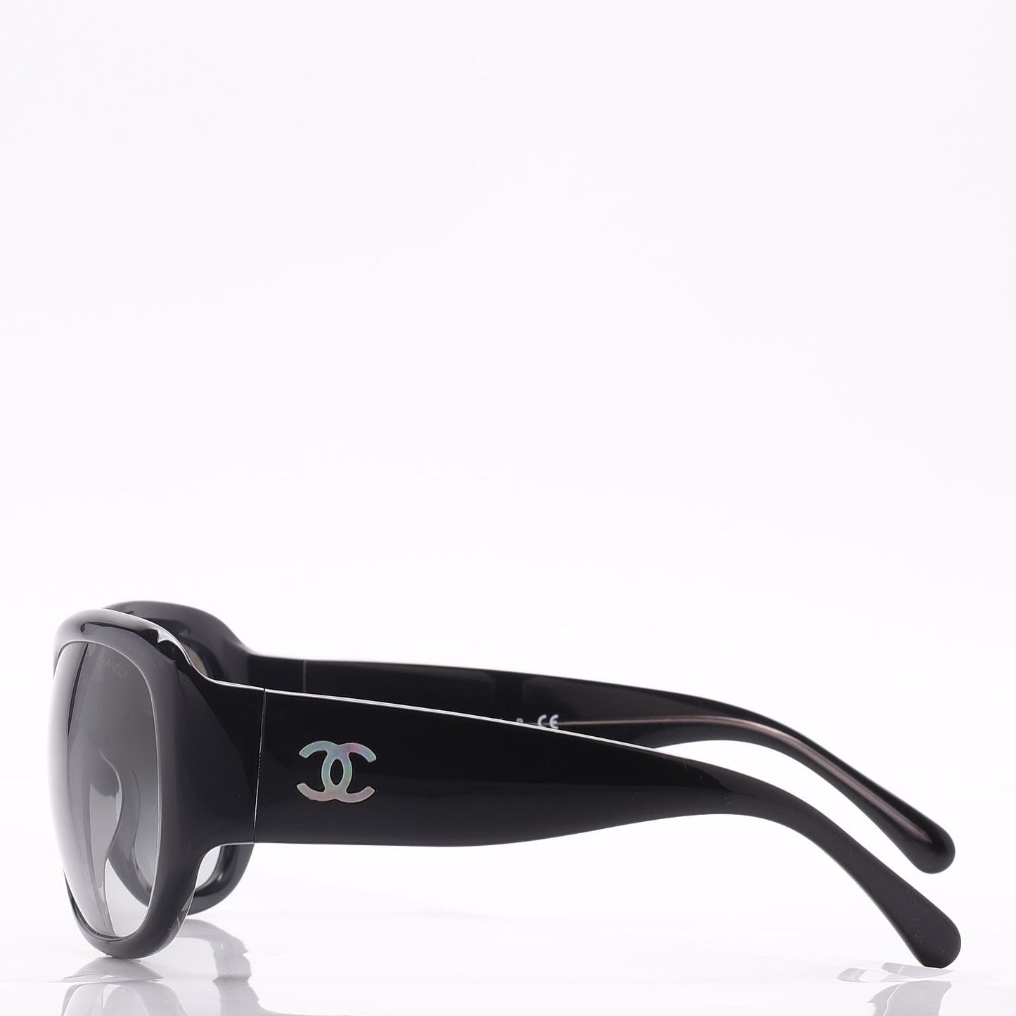 CC Logo Sunglasses 5226 Black
