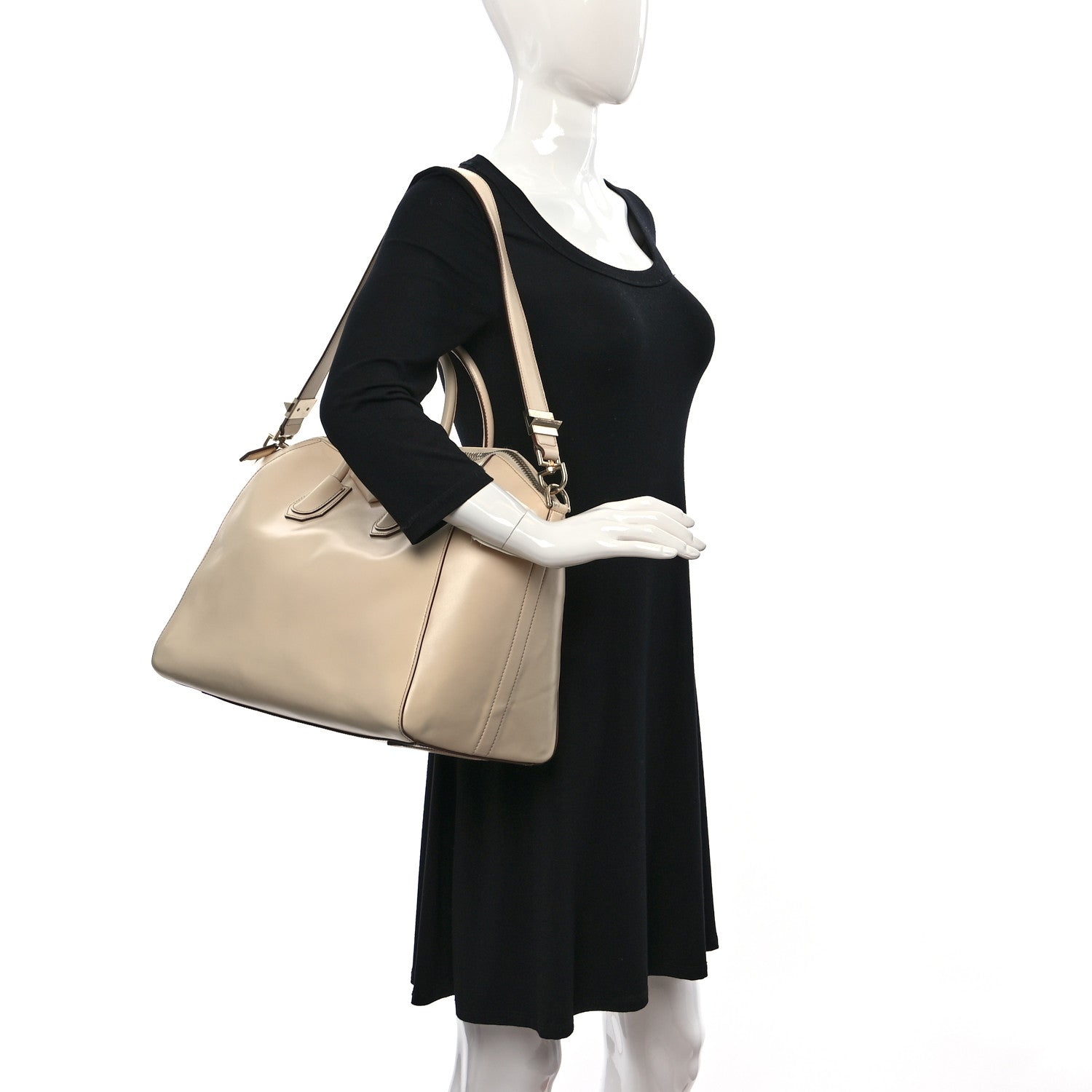 Givenchy Shiny Lord Calfskin Large Antigona Beige 2 of 14