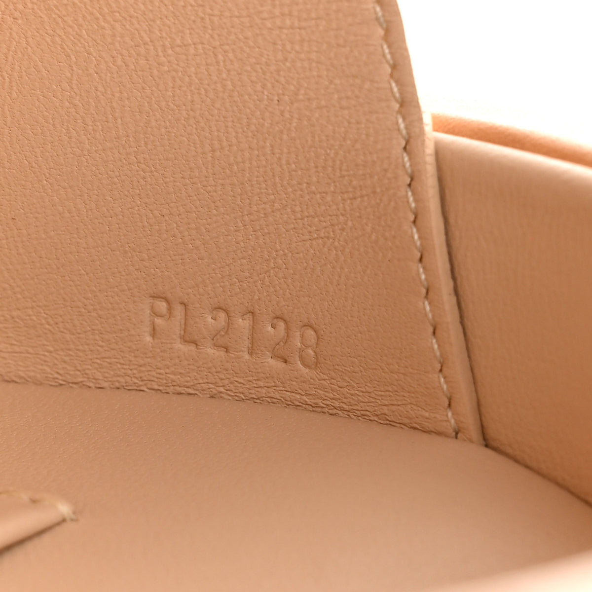 Monogram Petite Boite Chapeau