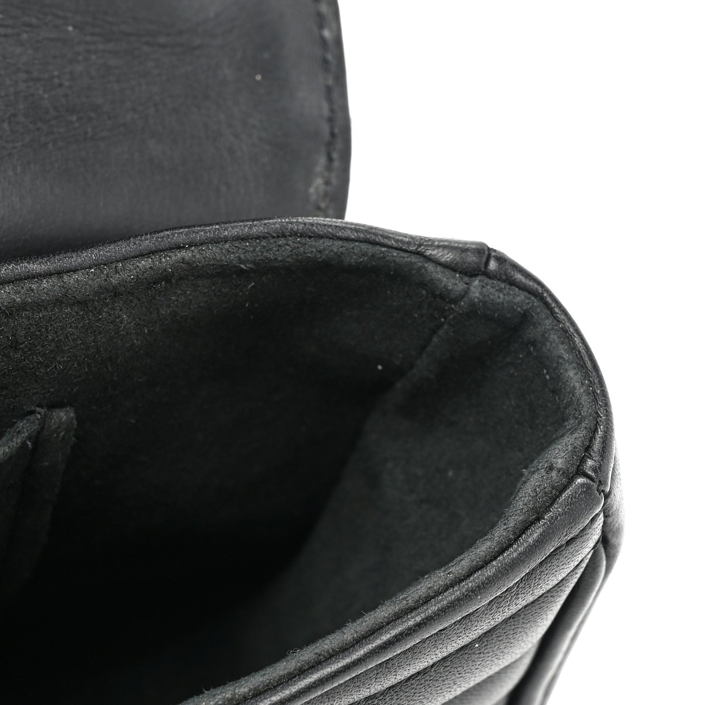 Calfskin New Wave Chain MM Black