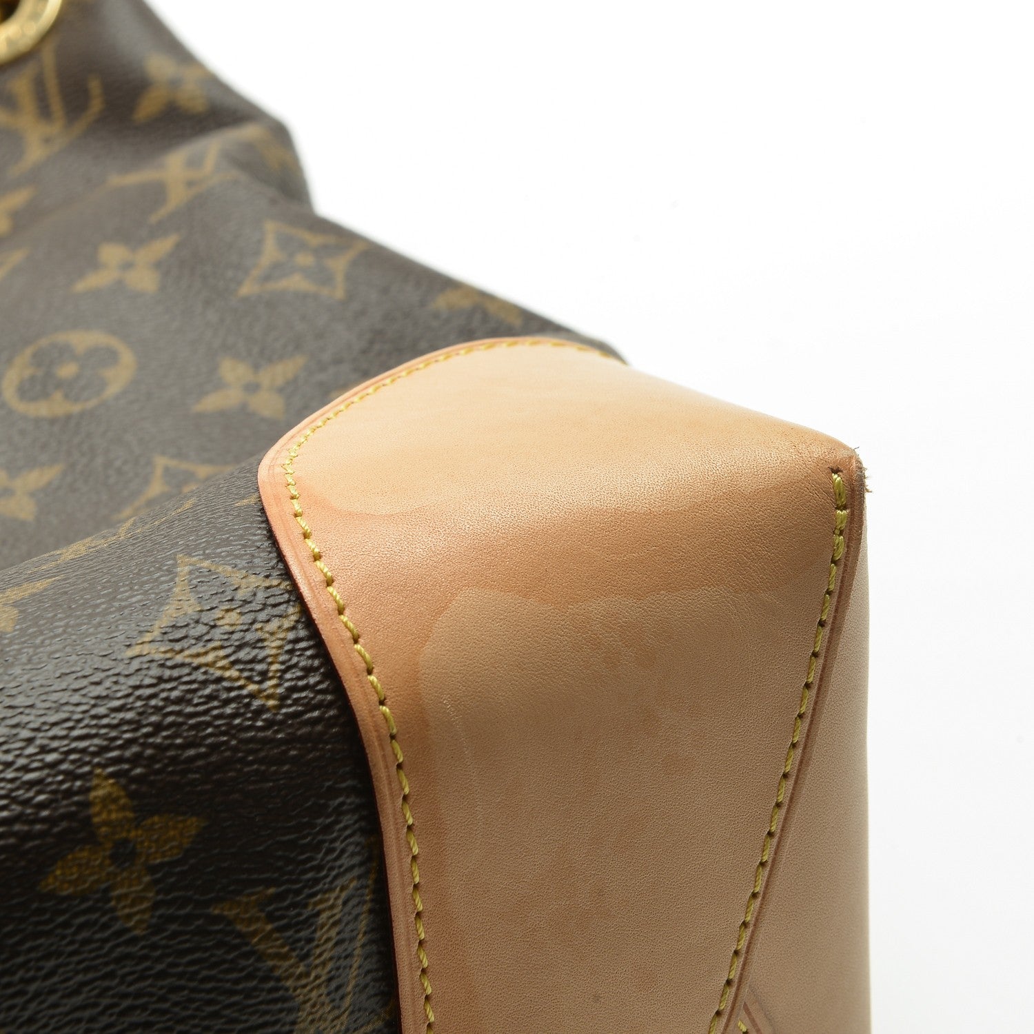Louis Vuitton Monogram Berri MM 8 of 11