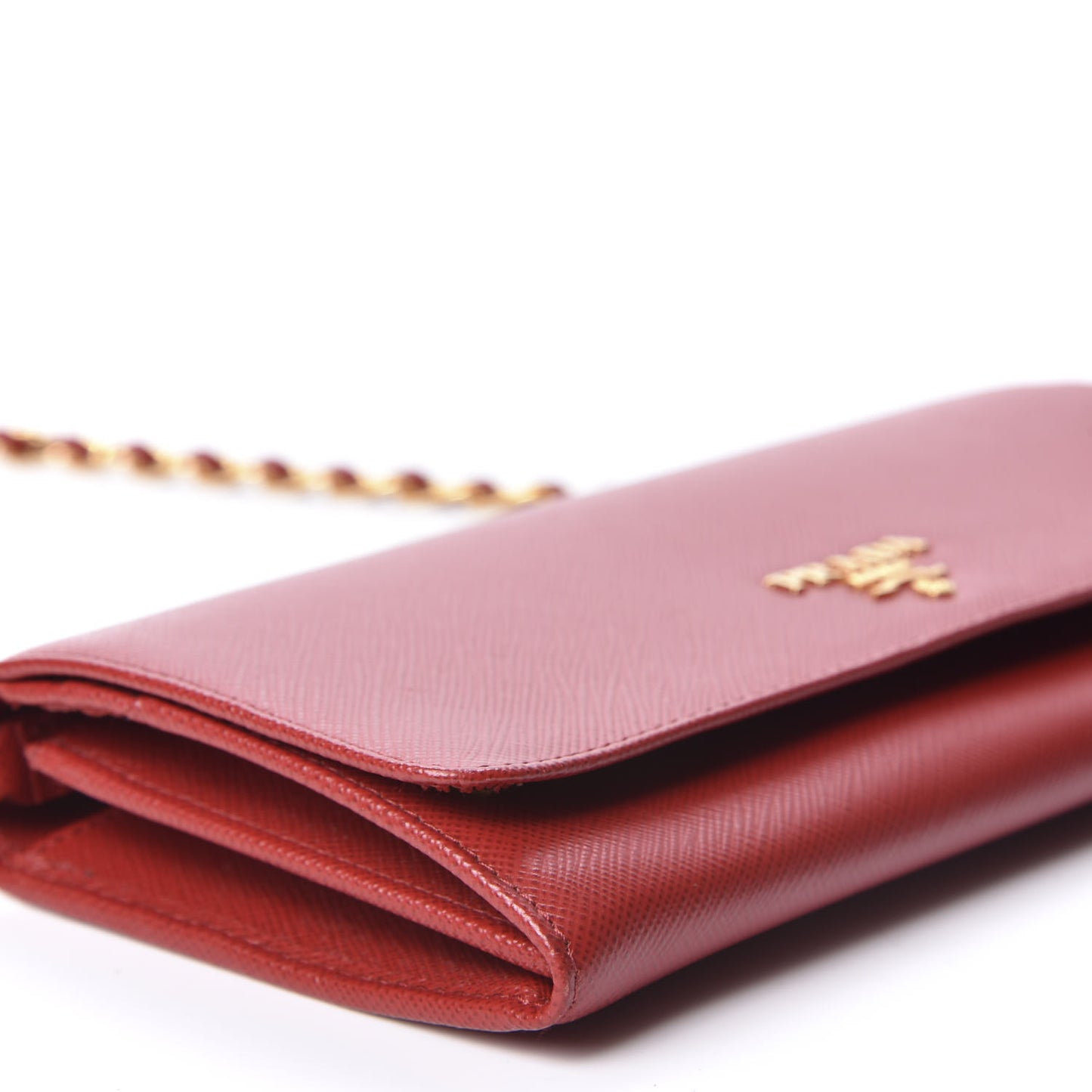 Saffiano Metal Oro Chain Wallet Fuoco