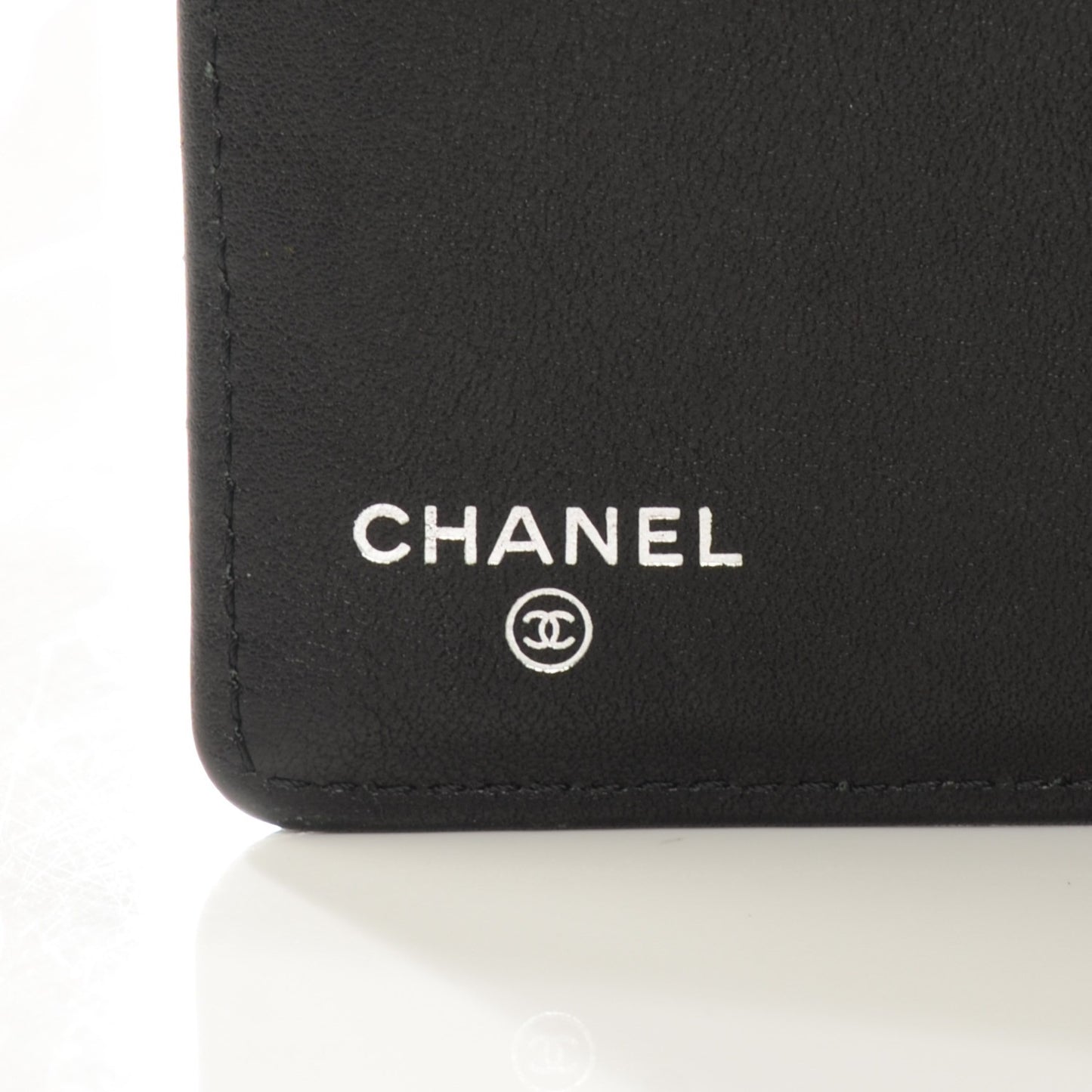 Patent Calfskin Quilted Yen Wallet Black