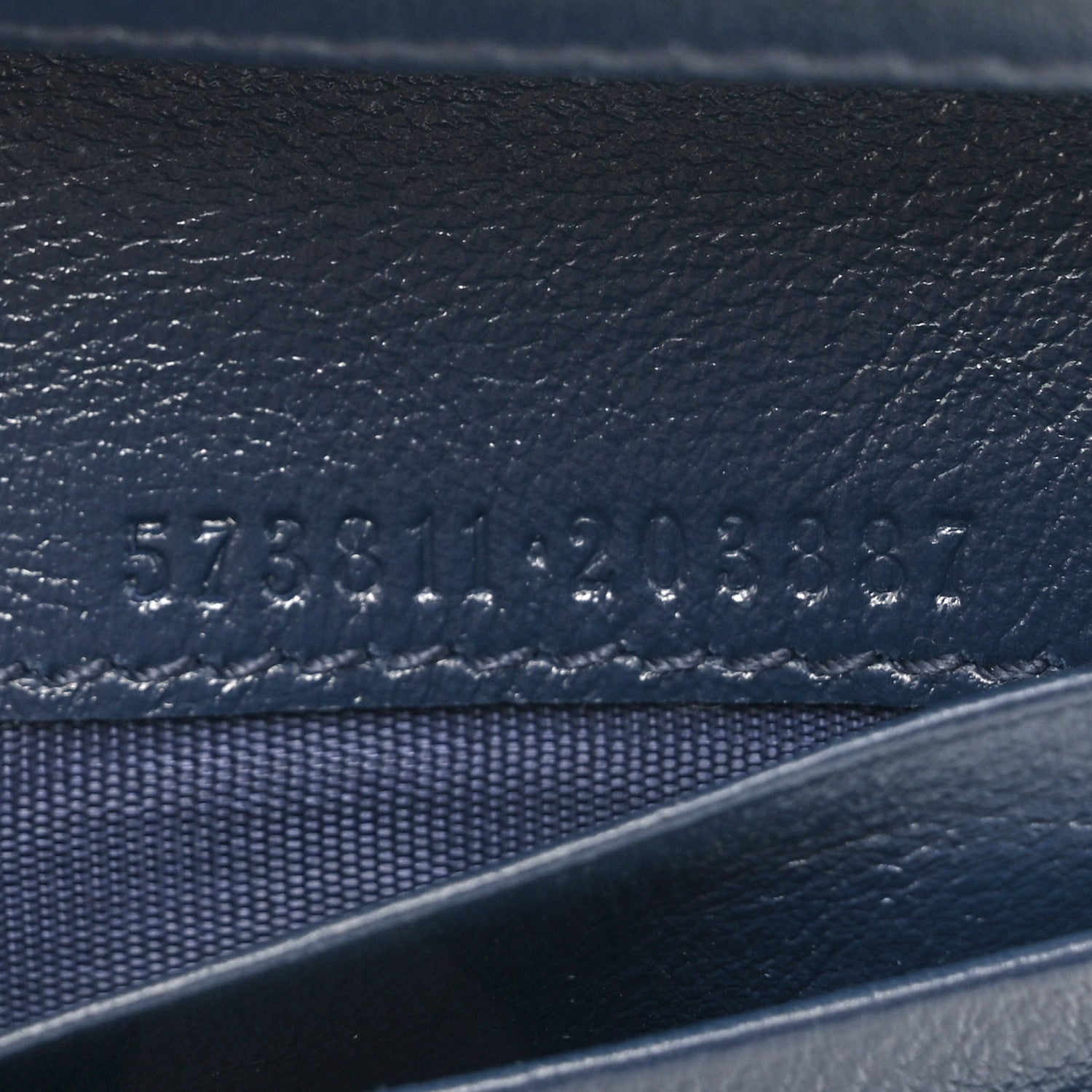 Gucci Vintage Effect Calfskin Matelasse Diagonal Torchon GG Marmont Card Case Wallet Blue Agata Mystic White 8 of 9