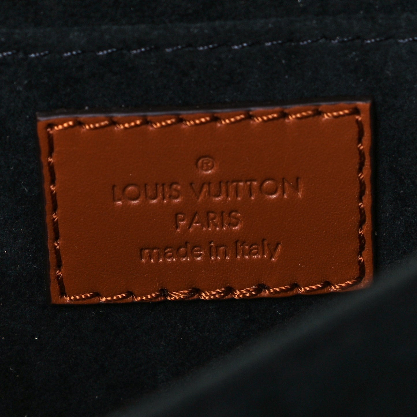 Reverse Monogram Dauphine Mini