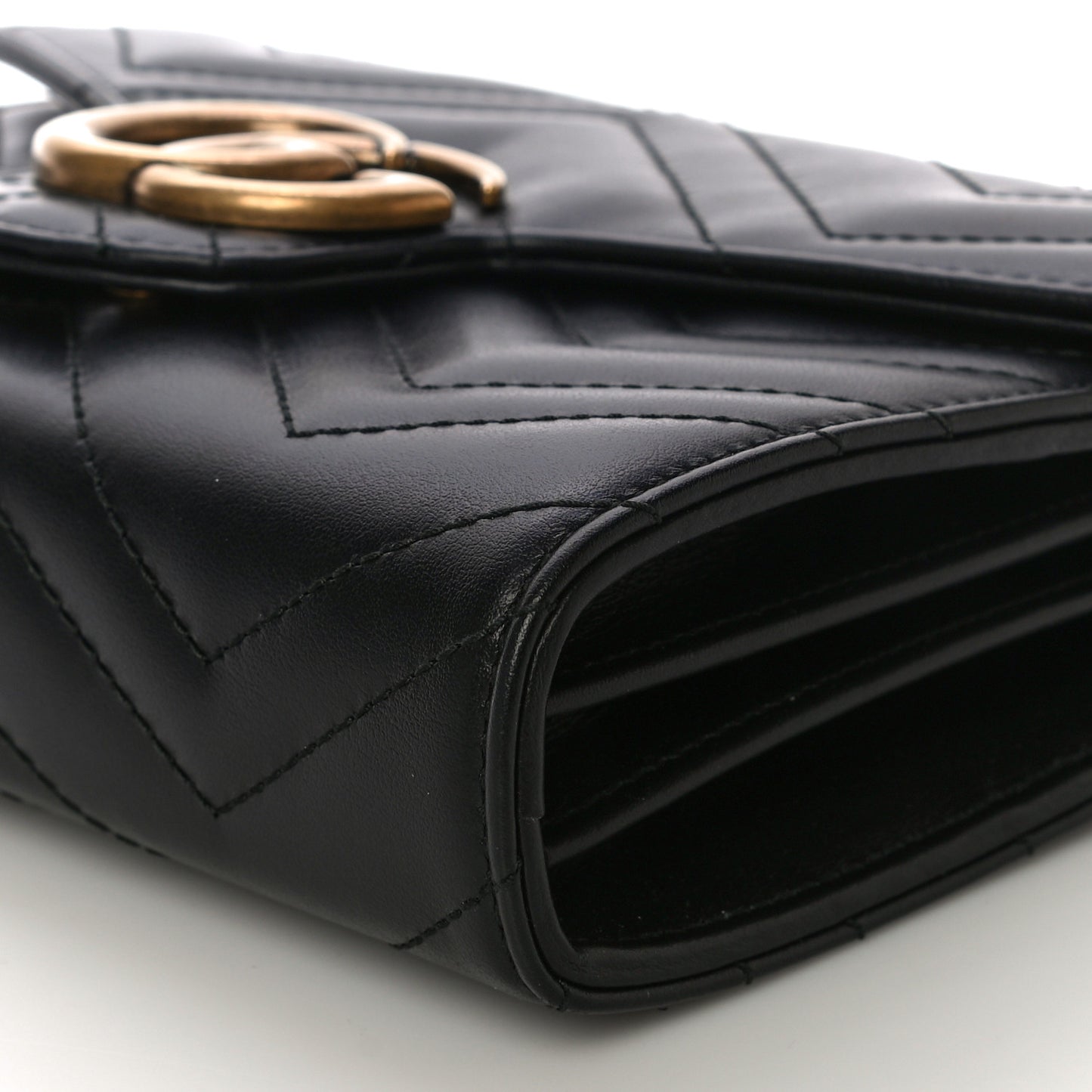 Calfskin Matelasse GG Marmont Chain Wallet Black