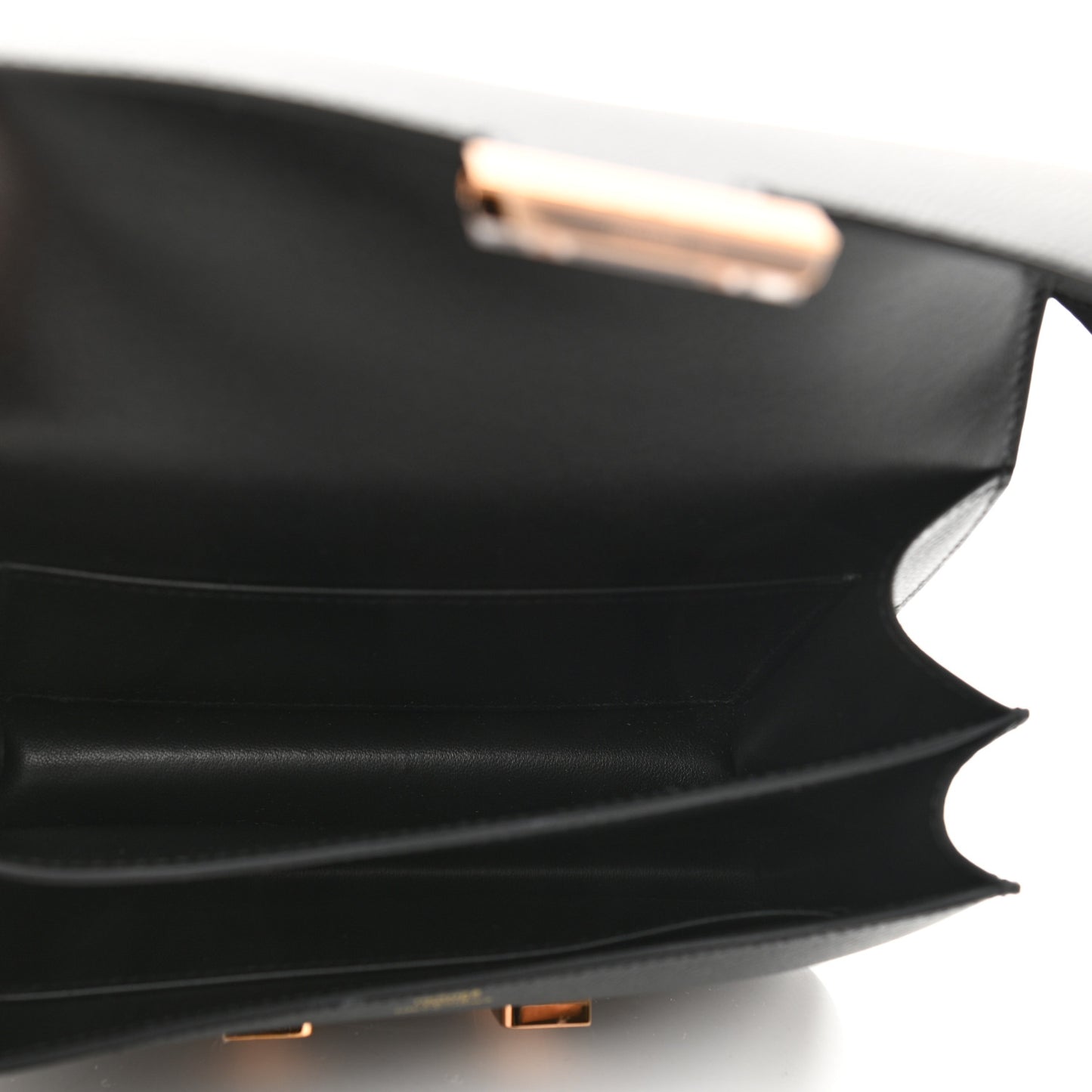 Epsom Constance 18 Black