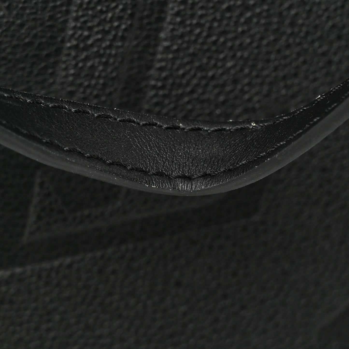 Empreinte Monogram Giant Onthego GM Black