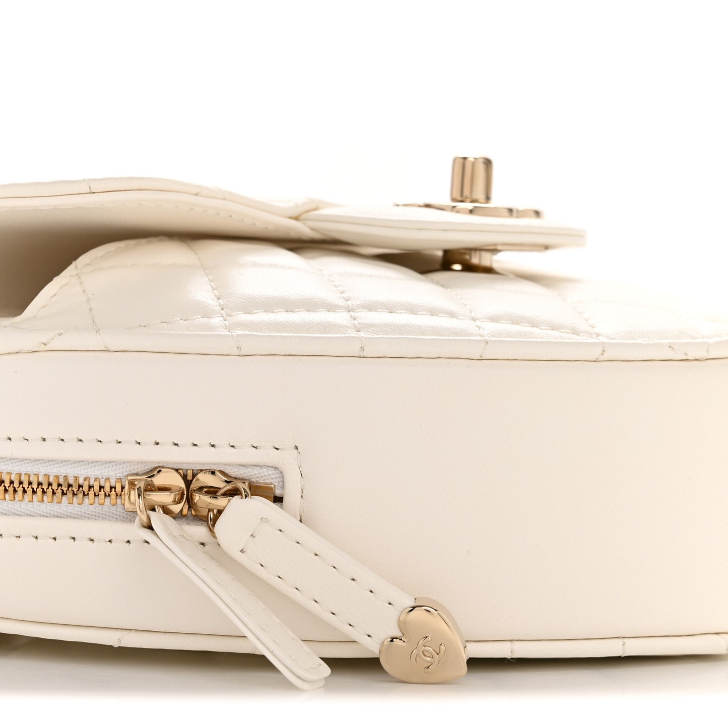 Lambskin Quilted CC In Love Heart Bag White