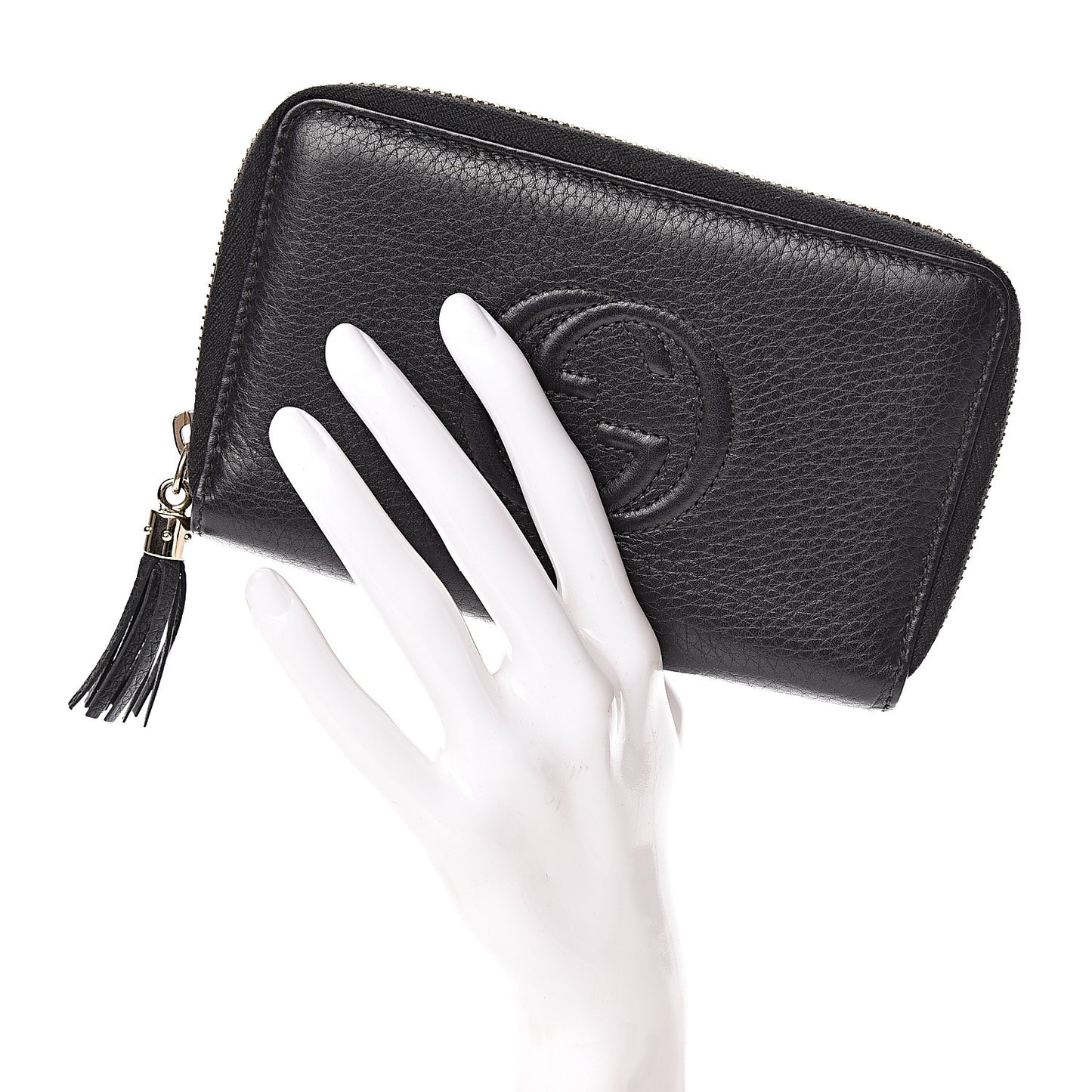 Pebbled Calfskin Small Soho Zip Around Wallet Black
