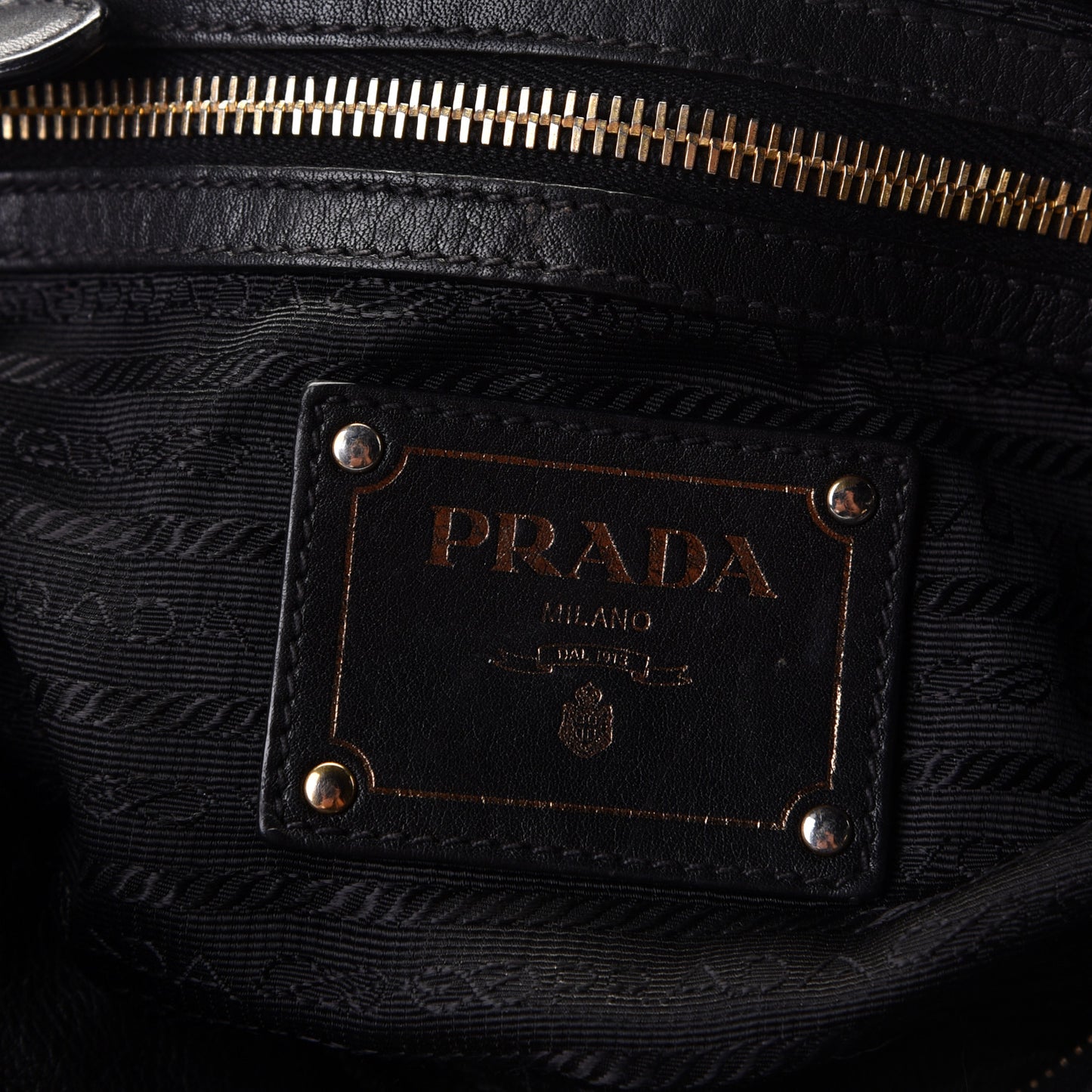 Vitello Soft Shopping Satchel Black