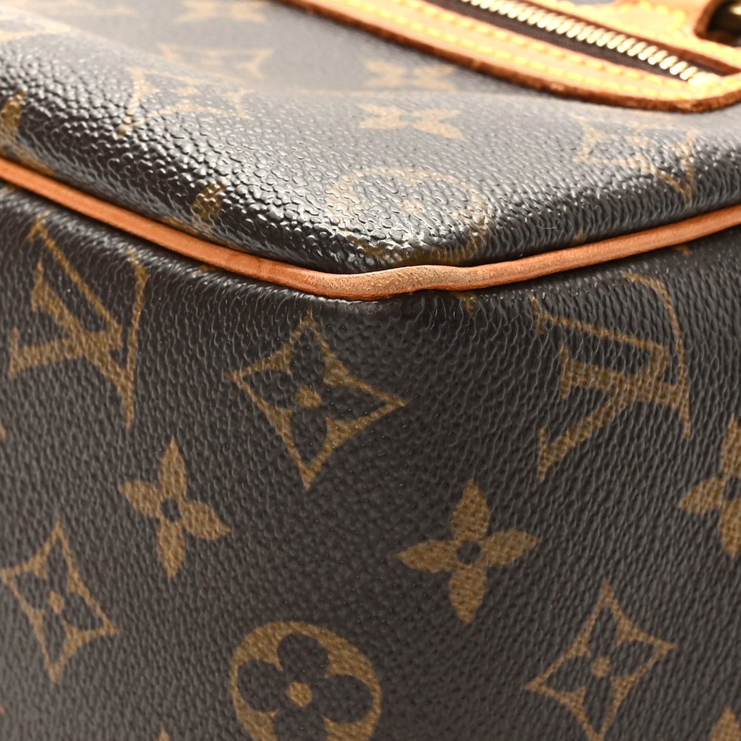 Monogram Cite MM