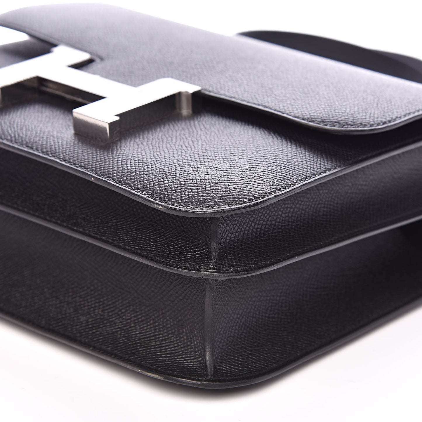 Epsom Constance 24 Black