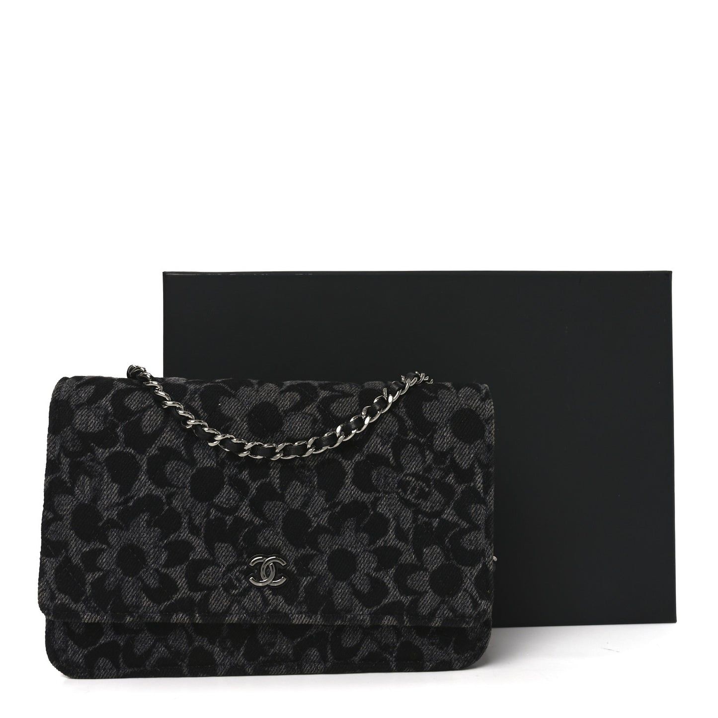 Printed Denim Quilted Flower Wallet On Chain WOC Black