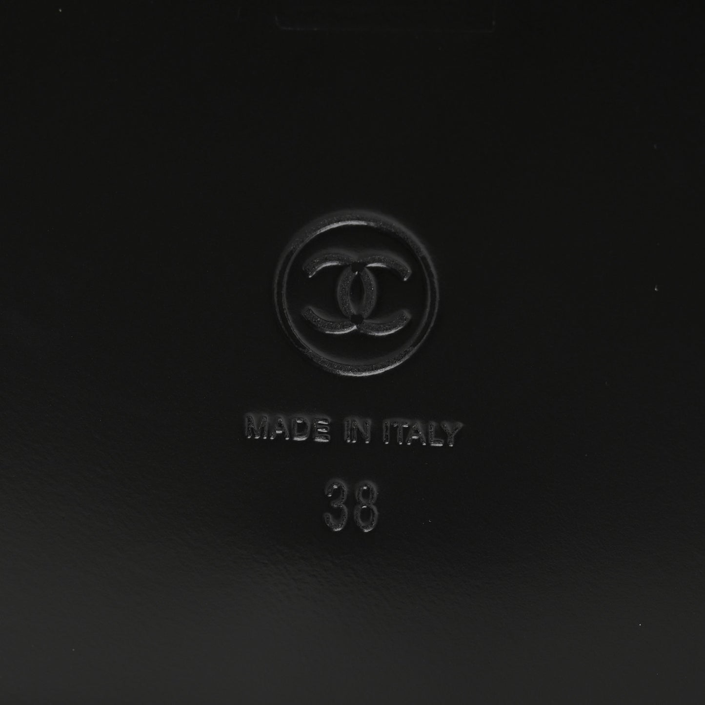 Grained Calfskin Velcro Dad Sandals 38 Black