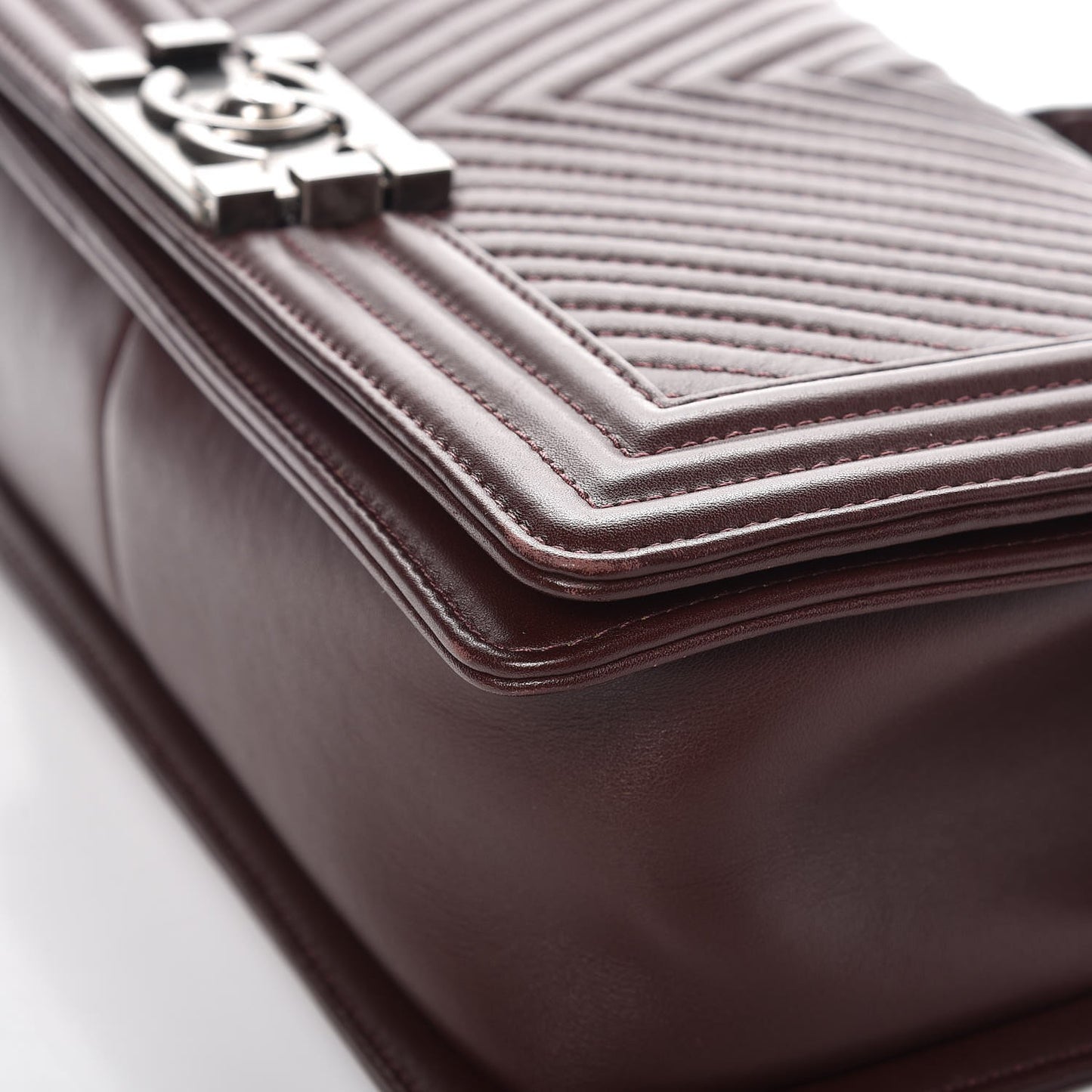 Calfskin Chevron Quilted Medium Boy Flap Burgundy