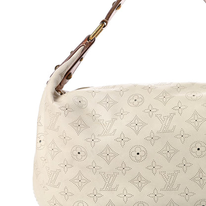 Louis Vuitton Mahina Onatah GM White 8 of 14
