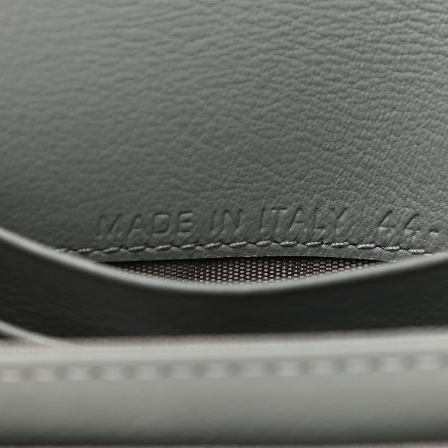 Oblique Saddle Card Holder Gray
