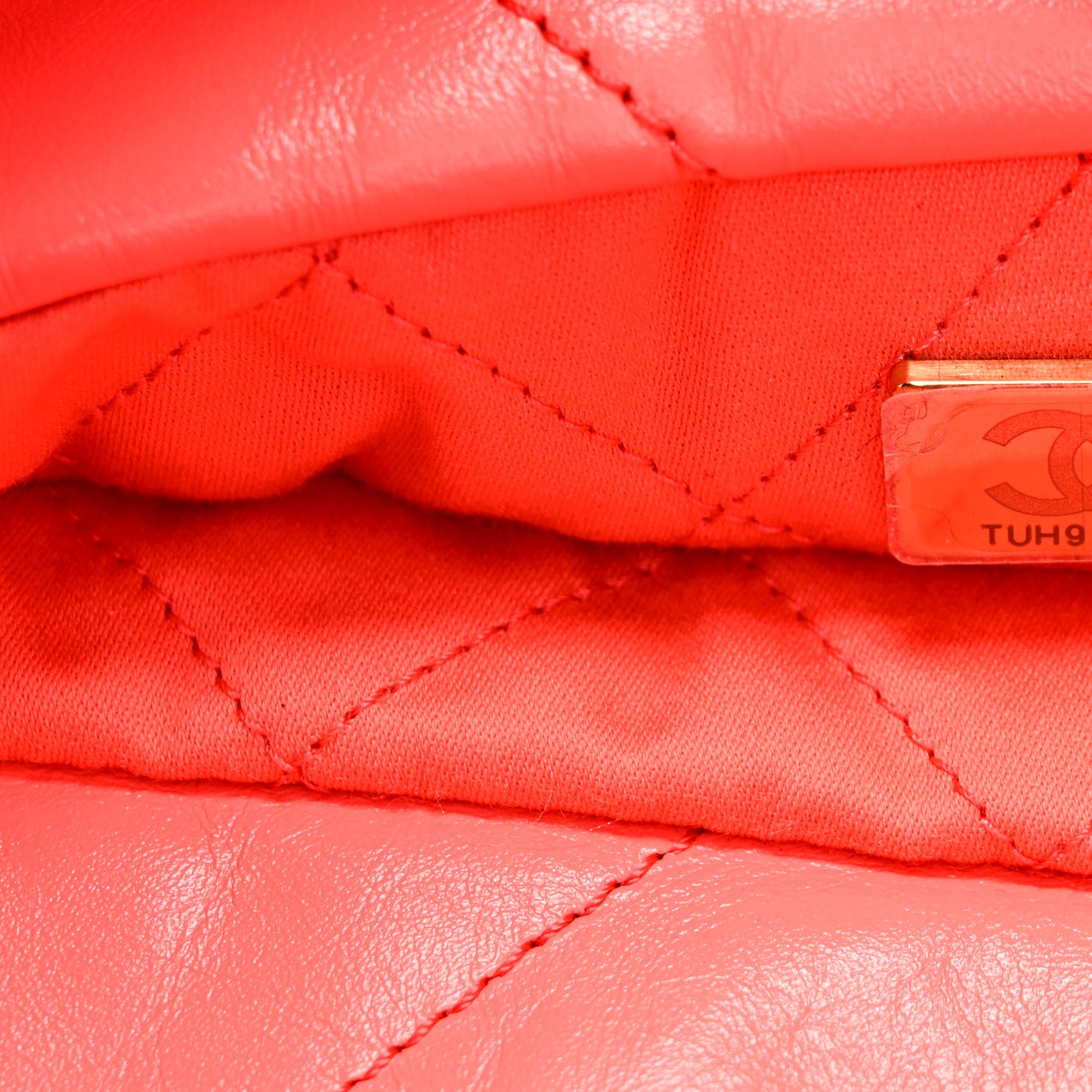 Shiny Calfskin Quilted Small Chanel 22 Coral
