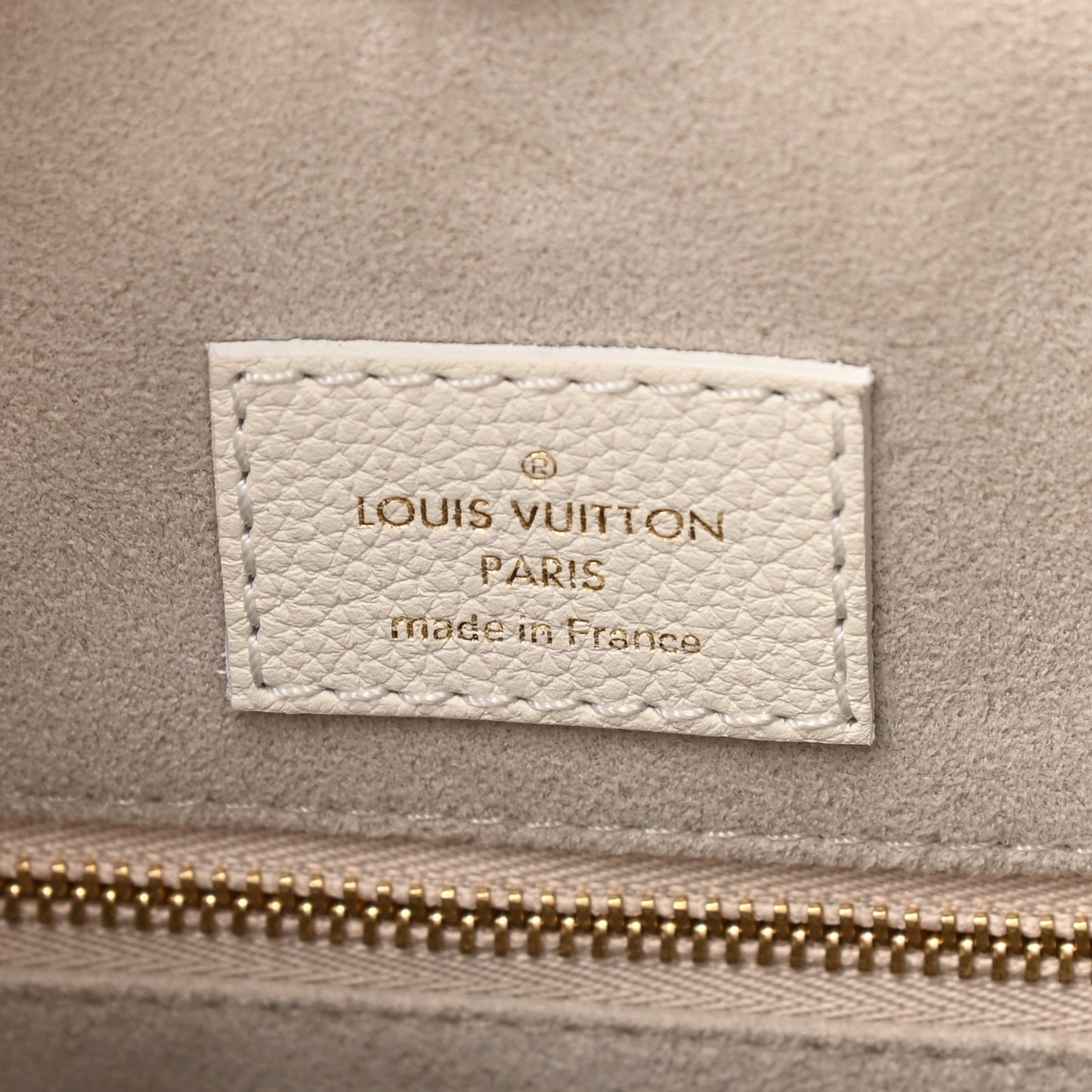 Soft Calfskin Lockme Tote PM White