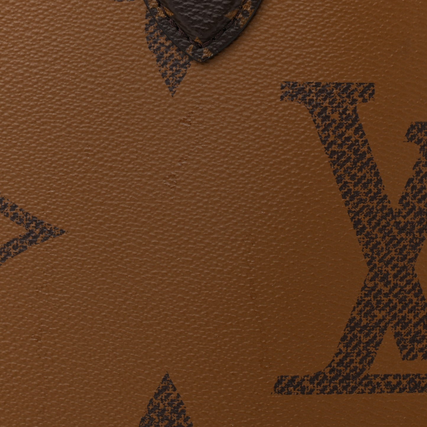 Reverse Monogram Giant Onthego MM