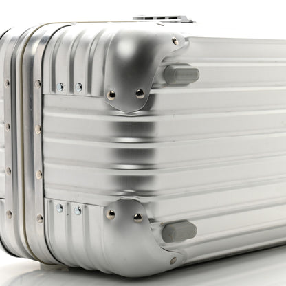 Rimowa Aluminum Topas Vanity Case Silver 9 of 20