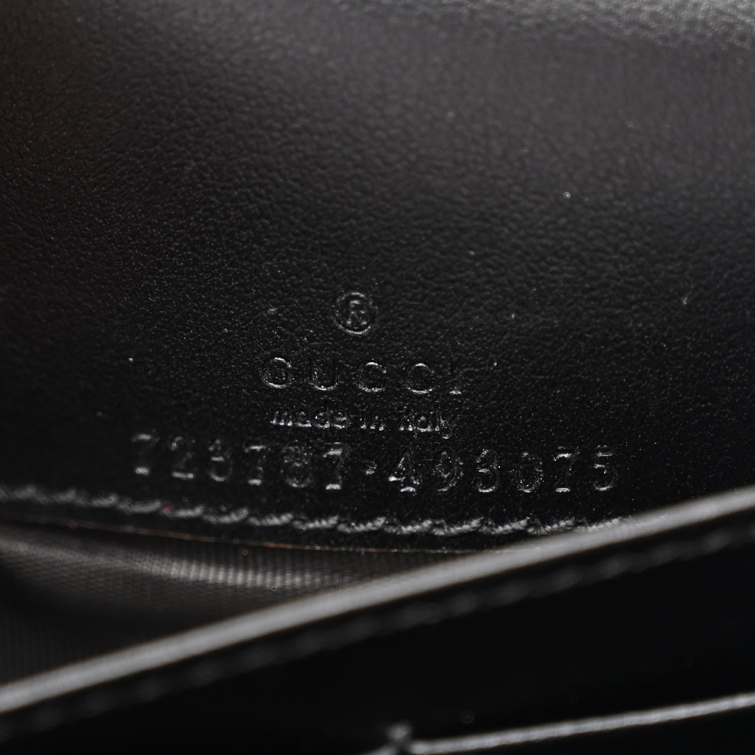 Gucci Calfskin GG Matelasse Chain Wallet Black 6 of 9