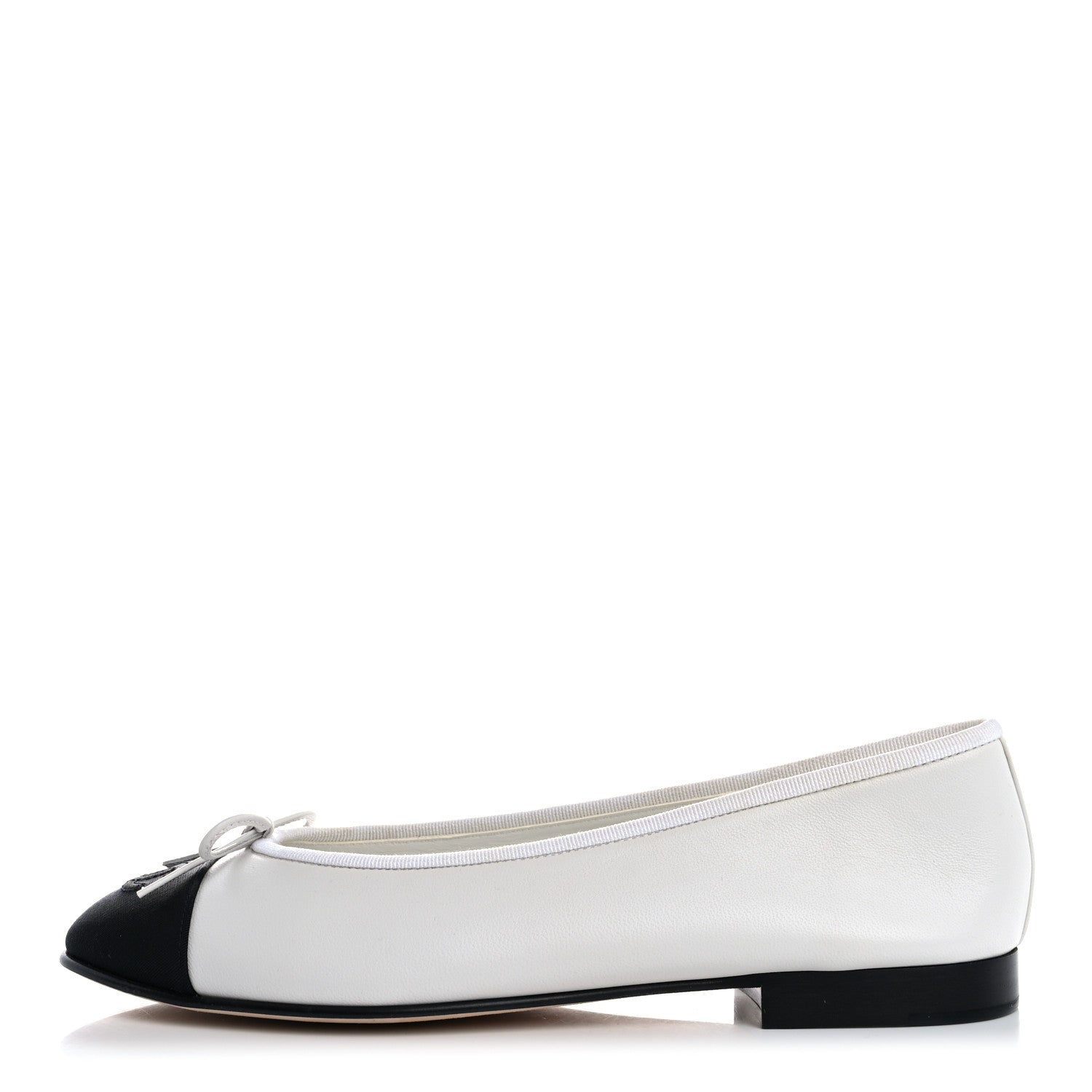 Chanel Lambskin Cap Toe CC Ballerina Flats 39 White Black 1 of 13