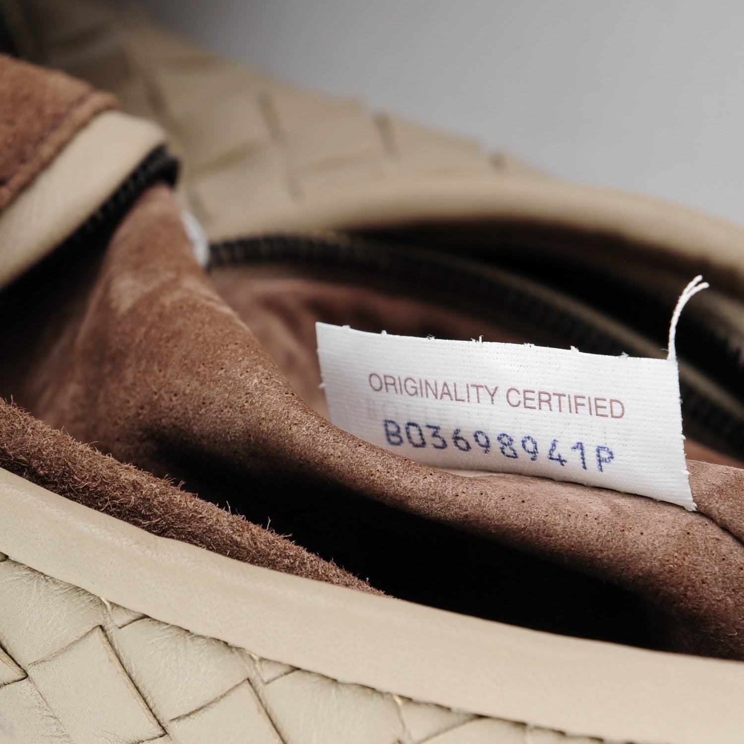 Bottega Veneta Nappa Intrecciato Medium Veneta Hobo Limo 8 of 11