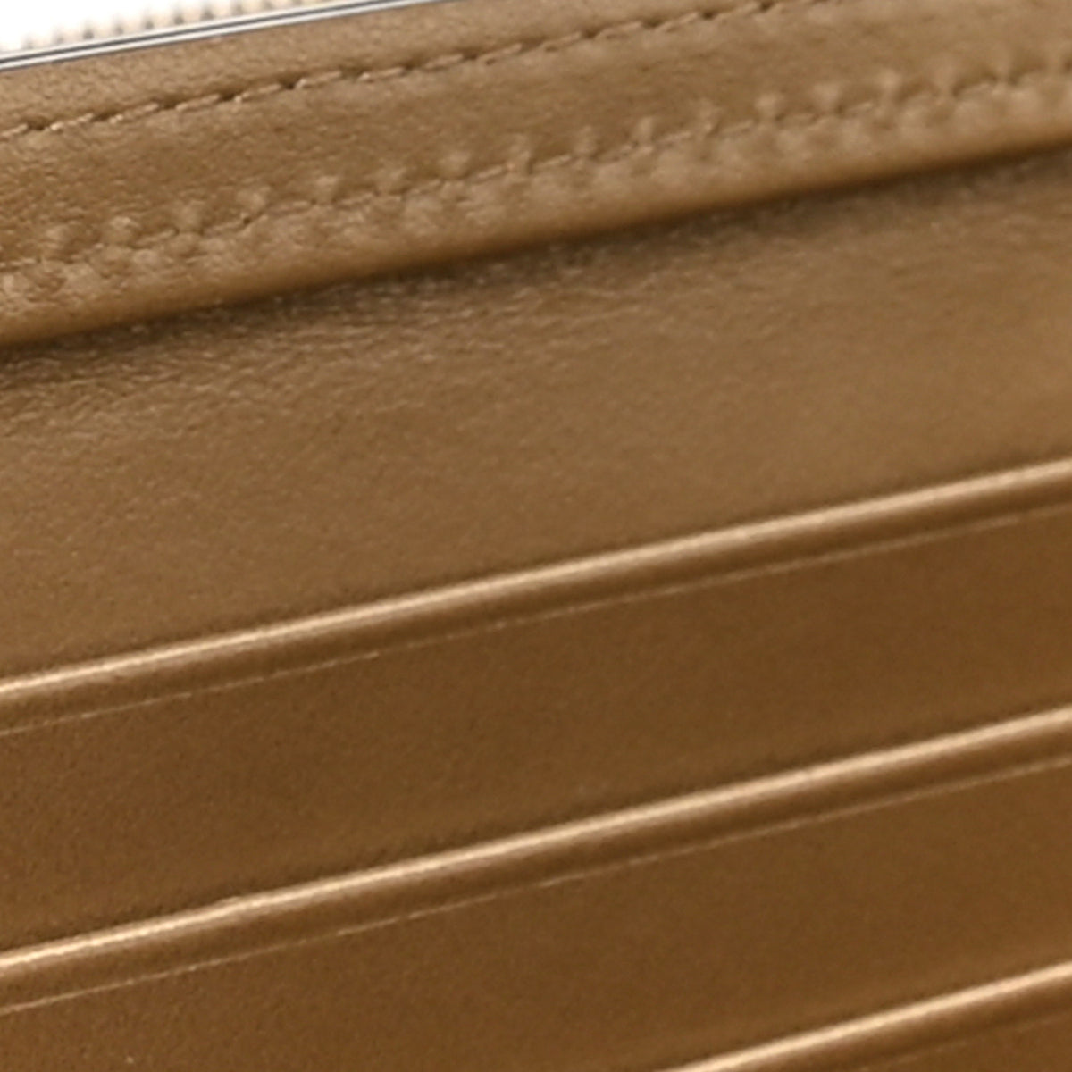 Calfskin Quilted Perfect Fit Vanity Case With Chain Black